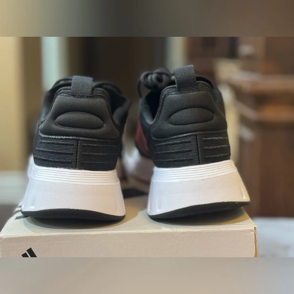 Adidas Men Swift Run Core Sneakers
(Size 12) - Picture 6 of 7